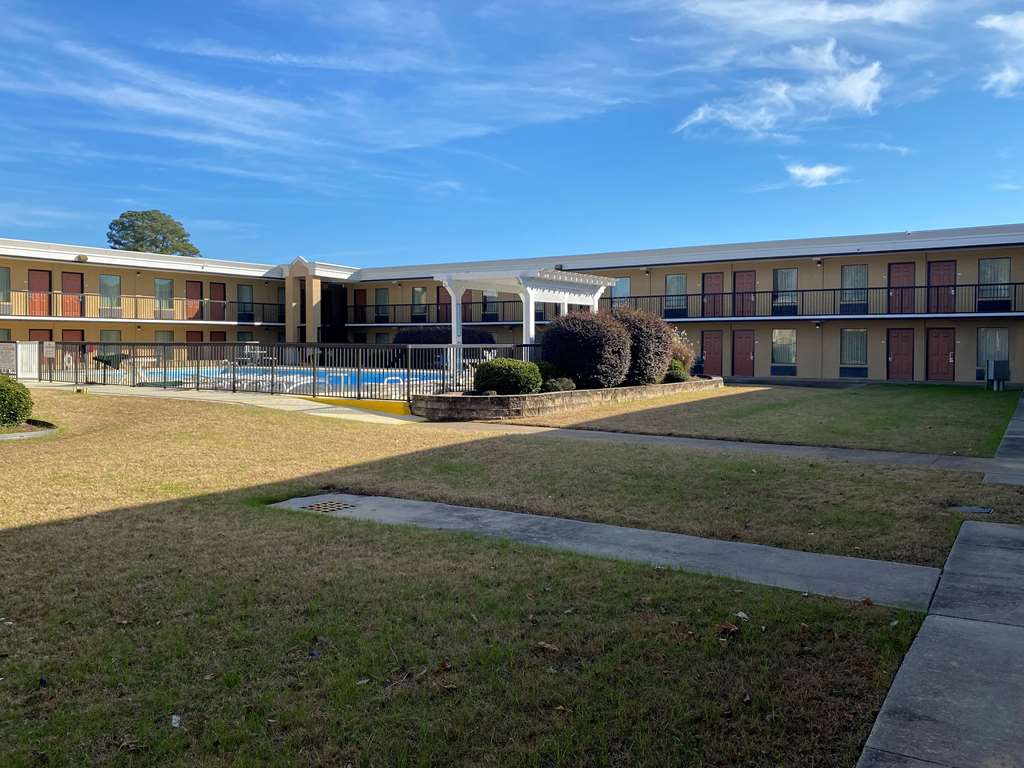 Quality Inn Elizabeth City near University - photo 3