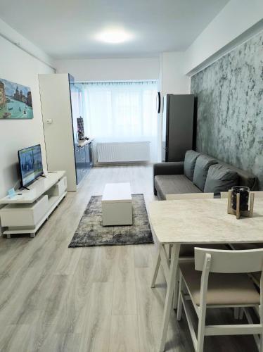 Simona Apartament Iulius Mall — 4-Star Luxury Hotel in Iasi, Romania