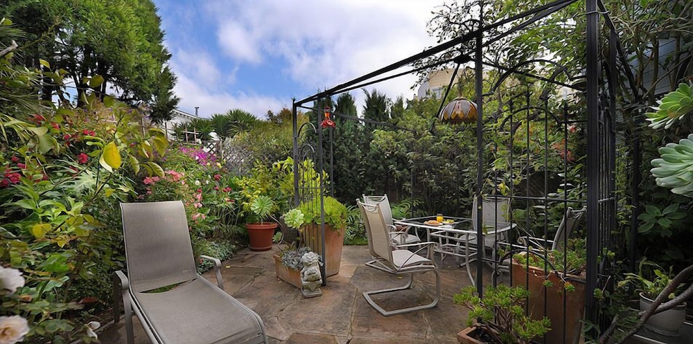Noe's Nest Bed and Breakfast - photo 31