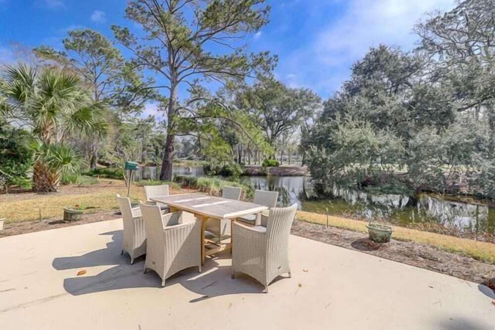 337 Greenwood Dr. at the Sea Pines Resort - photo 12