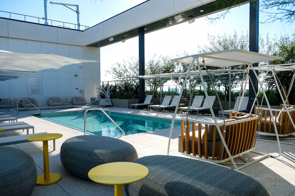The Viv Hotel Anaheim a Tribute Portfolio Hotel - photo 67