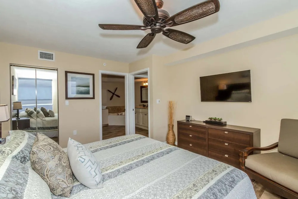 Lovers Key Resort 1205 - photo 4