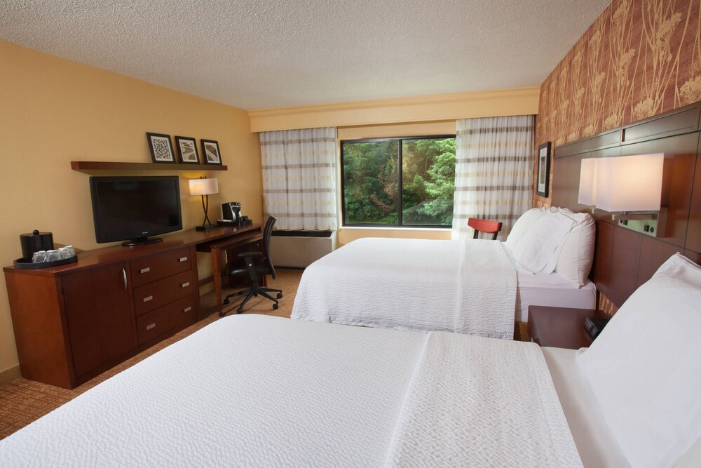 Courtyard by Marriott Burlington Williston - photo 3