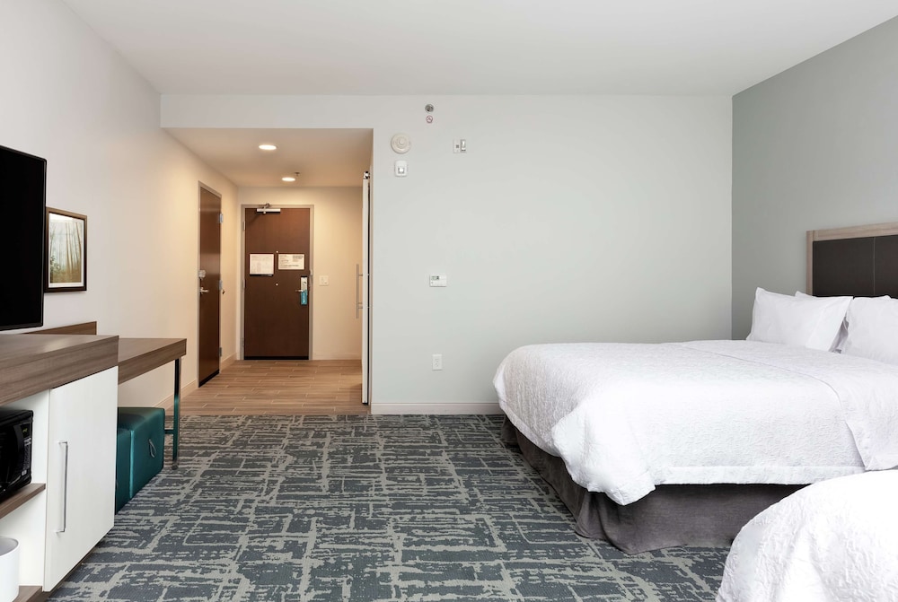 Hampton Inn Acworth - photo 5