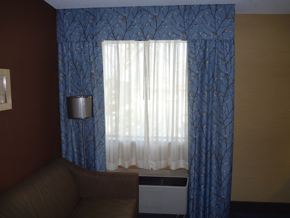Spark by Hilton Plymouth - photo 37