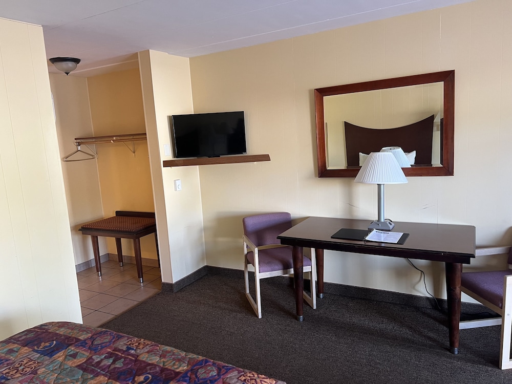 All Star Inn & Suites - photo 204