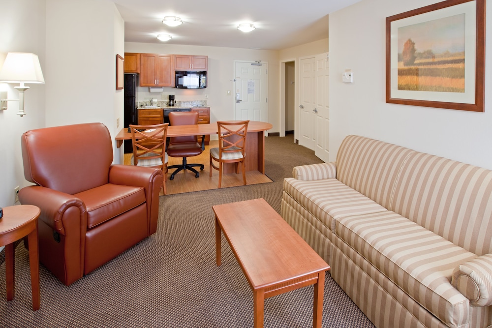 Candlewood Suites Radcliff Fort Knox by IHG - photo 32