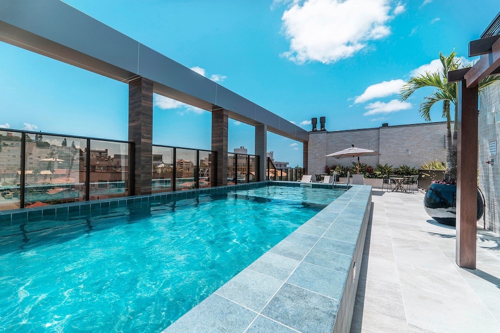 Aluguel Apartamento Sunrise 2 suítes Piscina