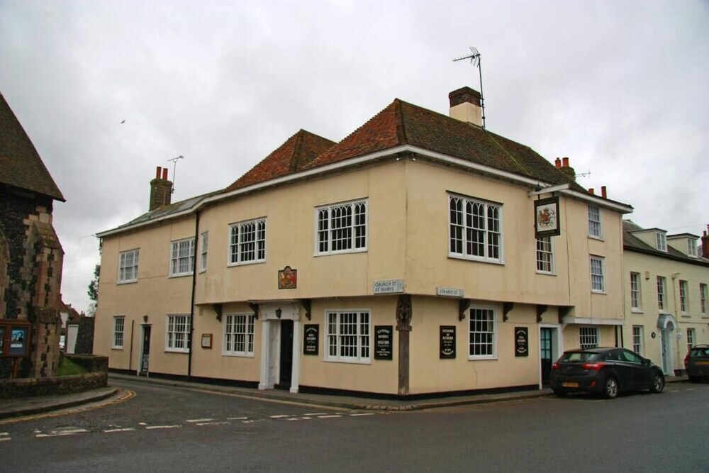 The Kings Arms — hotel in Sandwich