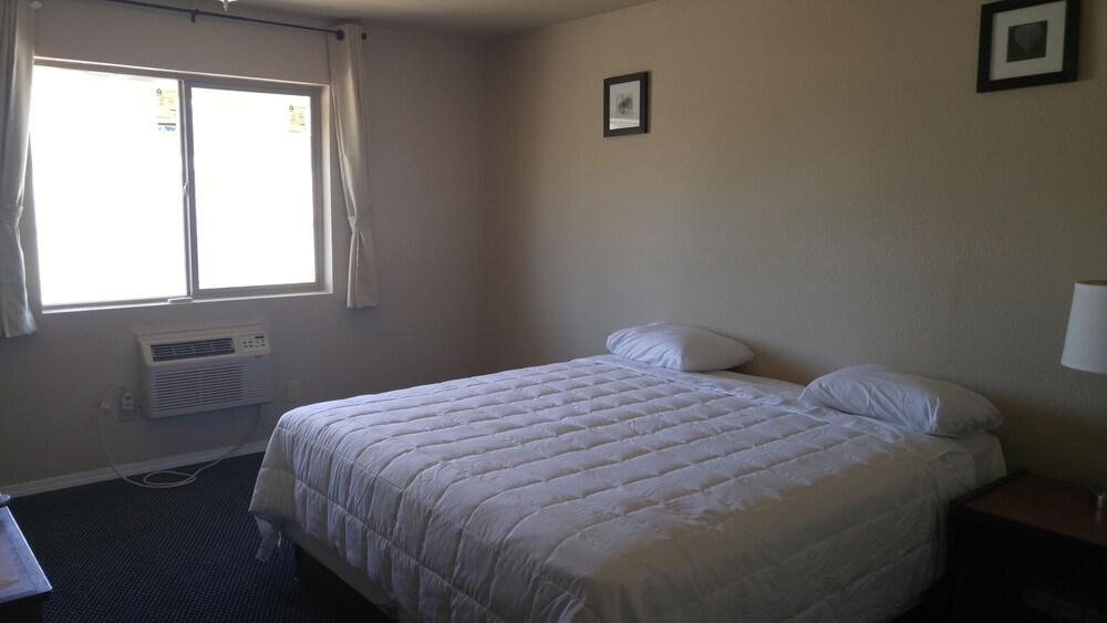 Loyalty Inn Pasco - photo 17