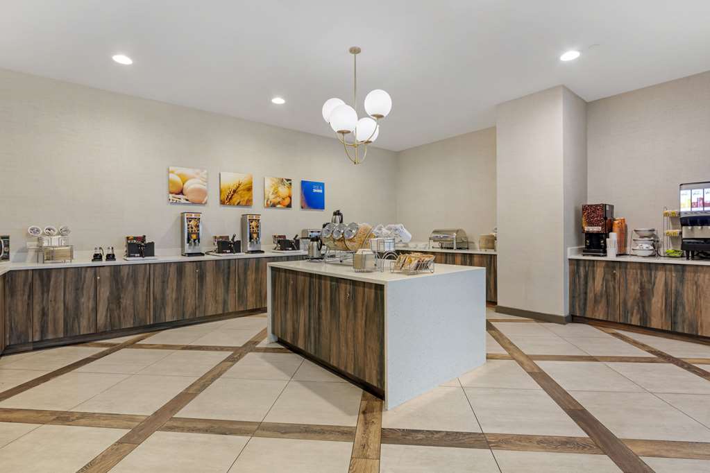 Comfort Inn & Suites Miami International Airport - photo 35