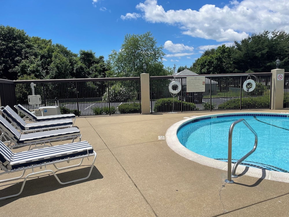 Hampton Inn by Hilton New Bedford Fairhaven - photo 40