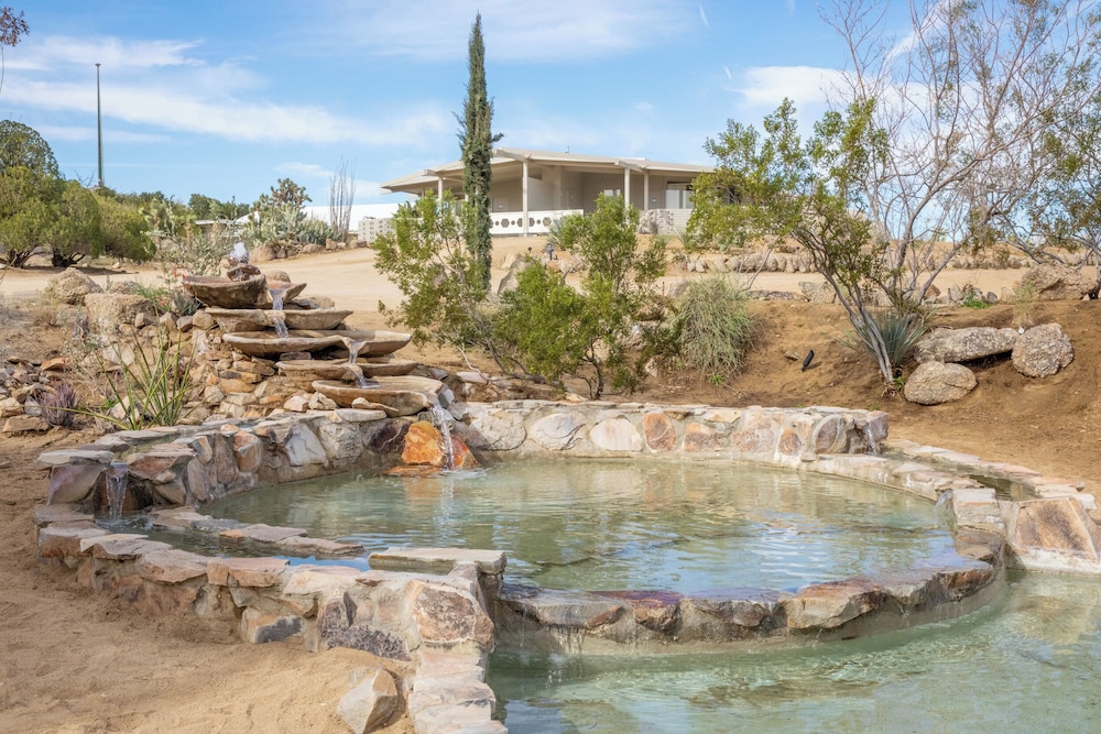 The Bungalows by Homestead Modern at The Joshua Tree Retreat Center - photo 83
