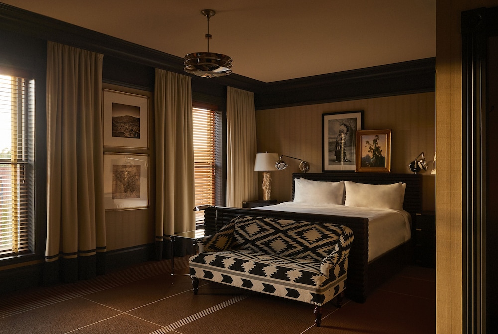 Hotel Jerome Auberge Collection - photo 6