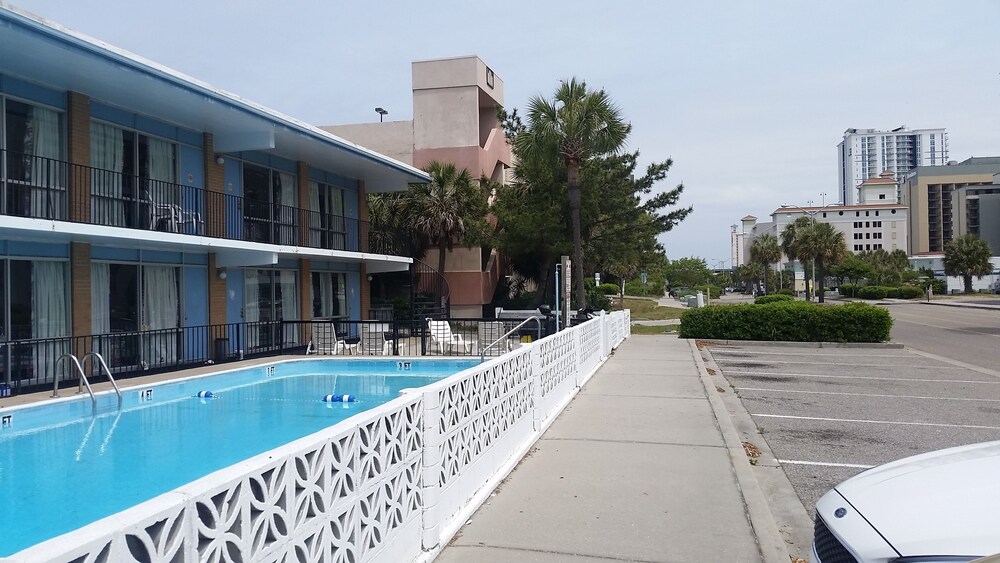 Carolina TarHeel Motel - photo 36