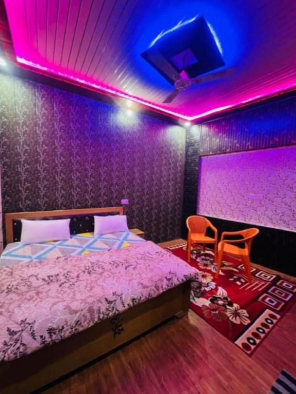 Goroomgo Milan Palace Ayodhya in Fyzabad, India