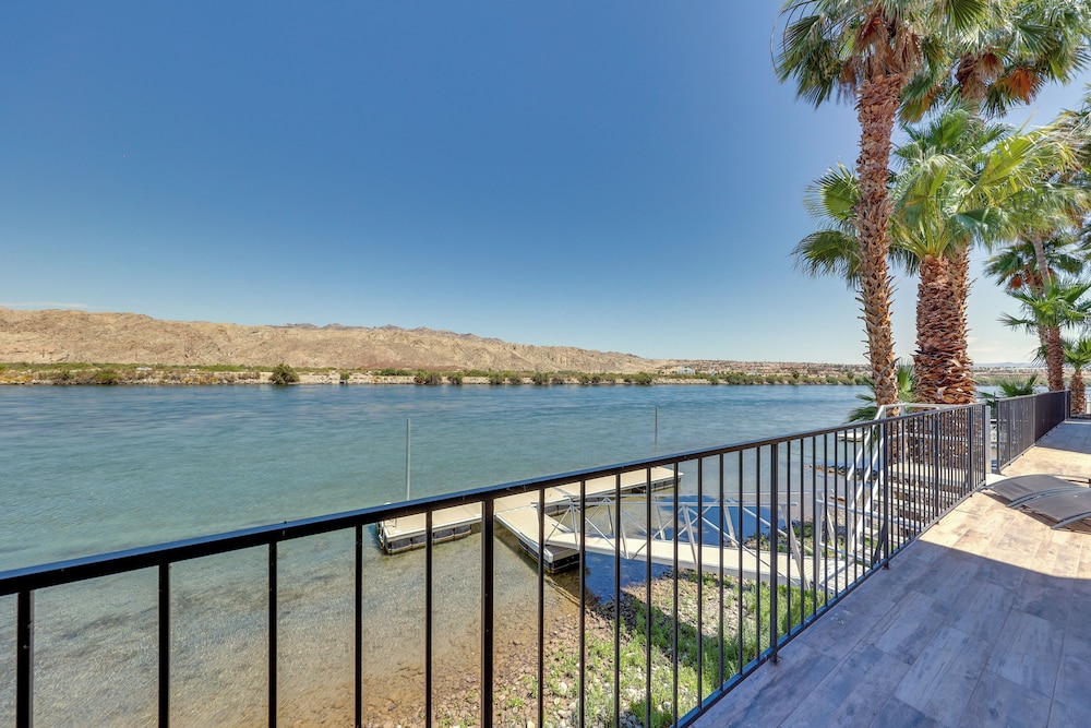 8 Mi To Laughlin Riverwalk Waterfront Retreat — Bridgehampton