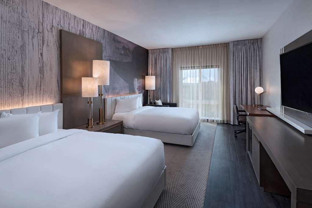 Hyatt Centric The Woodlands - photo 16