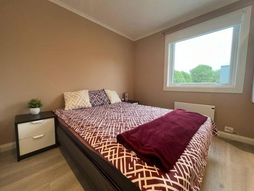 Sunny gateaway Room in Lerstad Suitable for two guests — 4-Star Luxury Hotel in Alesund, Norway