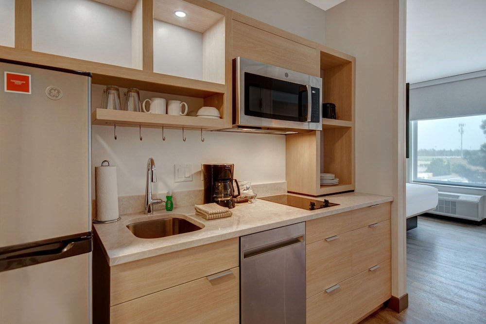 TownePlace Suites by Marriott Cincinnati Airport South - photo 13