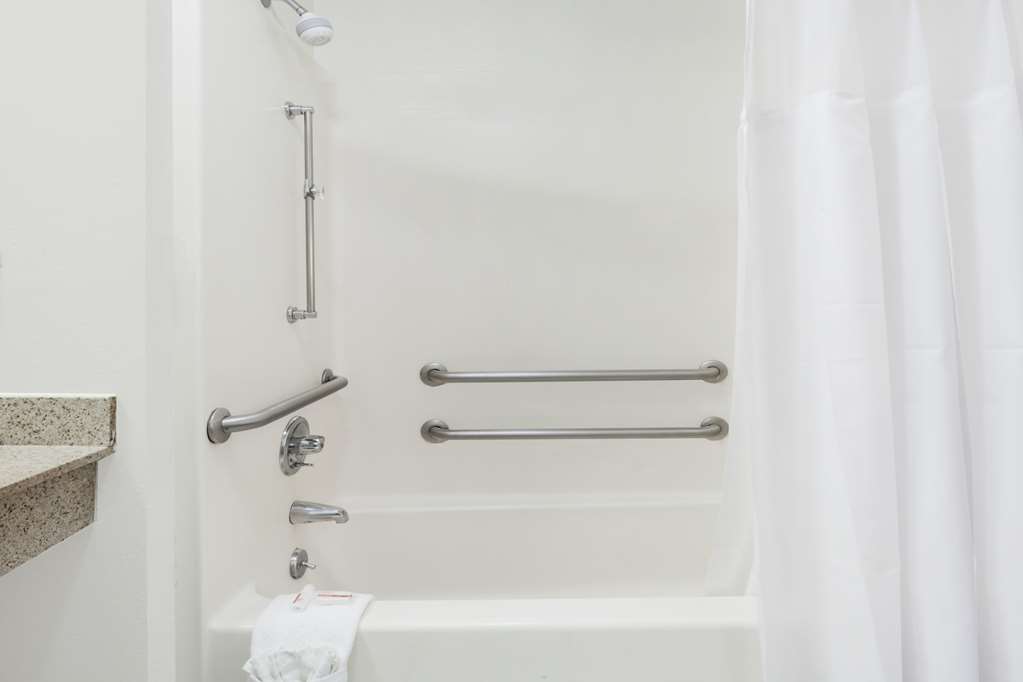 Days Inn by Wyndham Dyersburg - photo 8