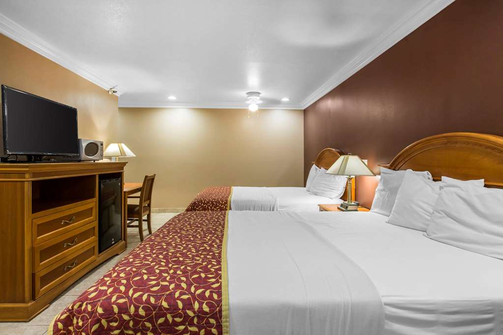 Rodeway Inn Cypress Buena Park - photo 15