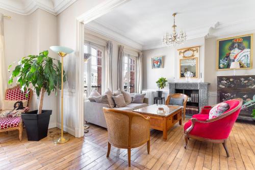 Spacious 3 Bedrooms Apartement 135 M & Privative Parking — hotel in La Madeleine