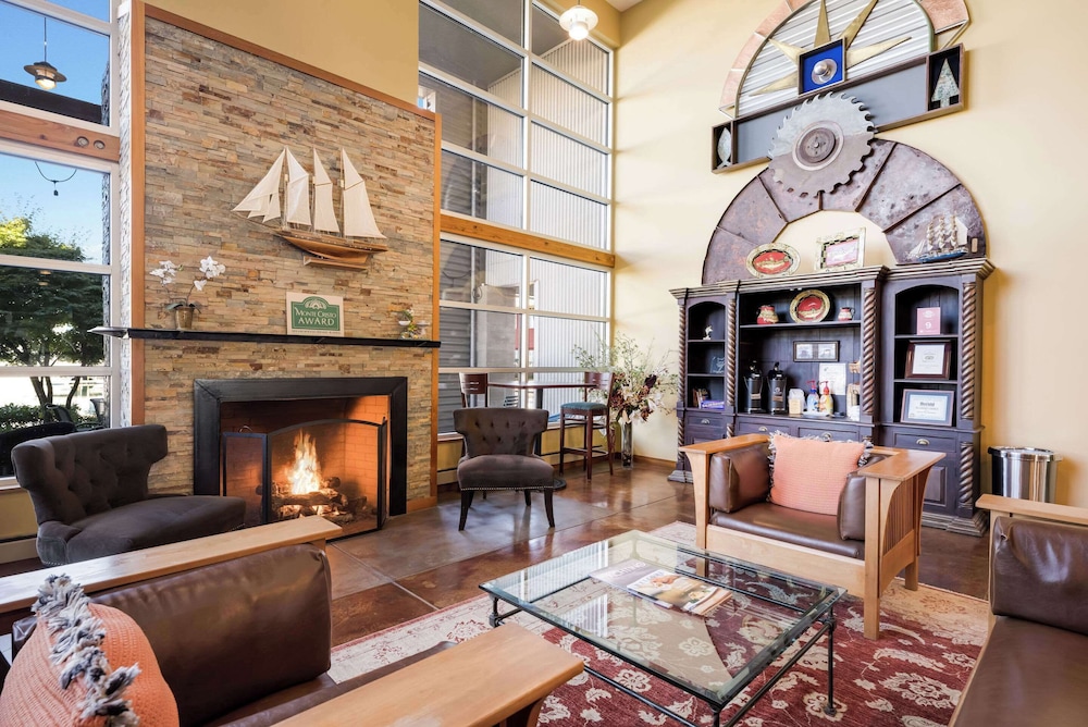 Inn at Port Gardner Everett Waterfront Ascend Hotel Collection - photo 2