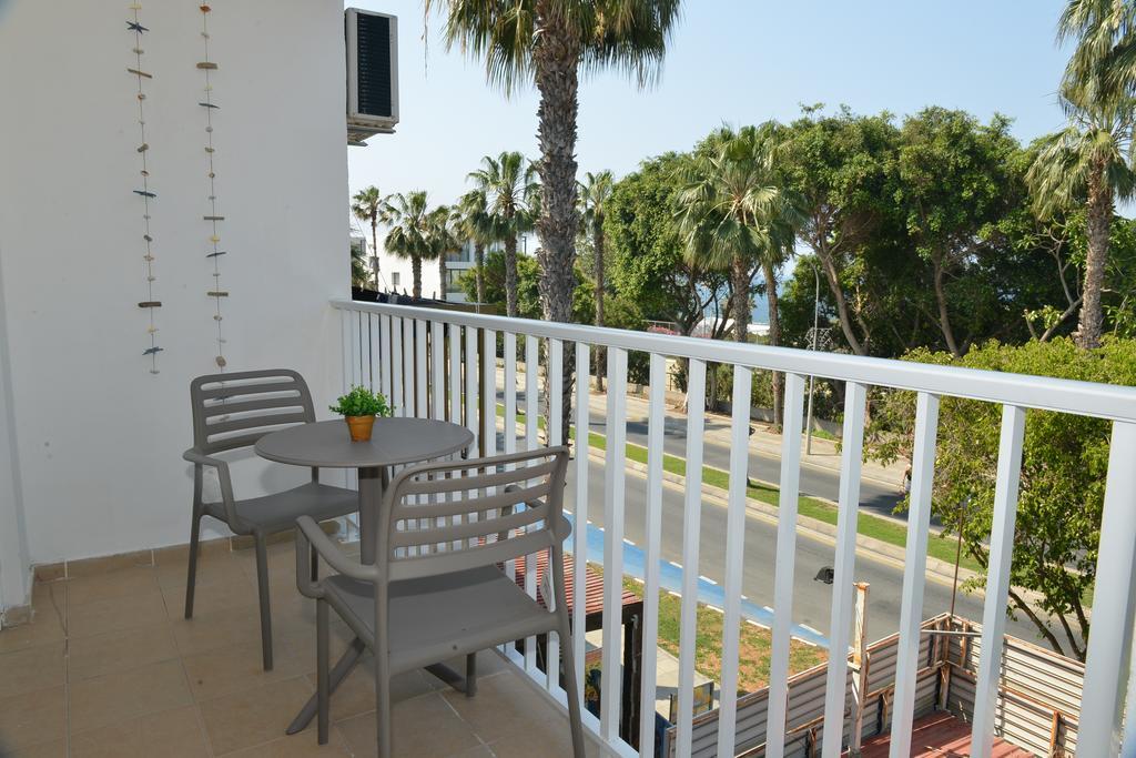 Poseidono’s Apartment