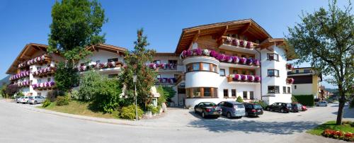 Ferienhotel Fuchs — 4-Star Luxury Hotel in Soell, Austria