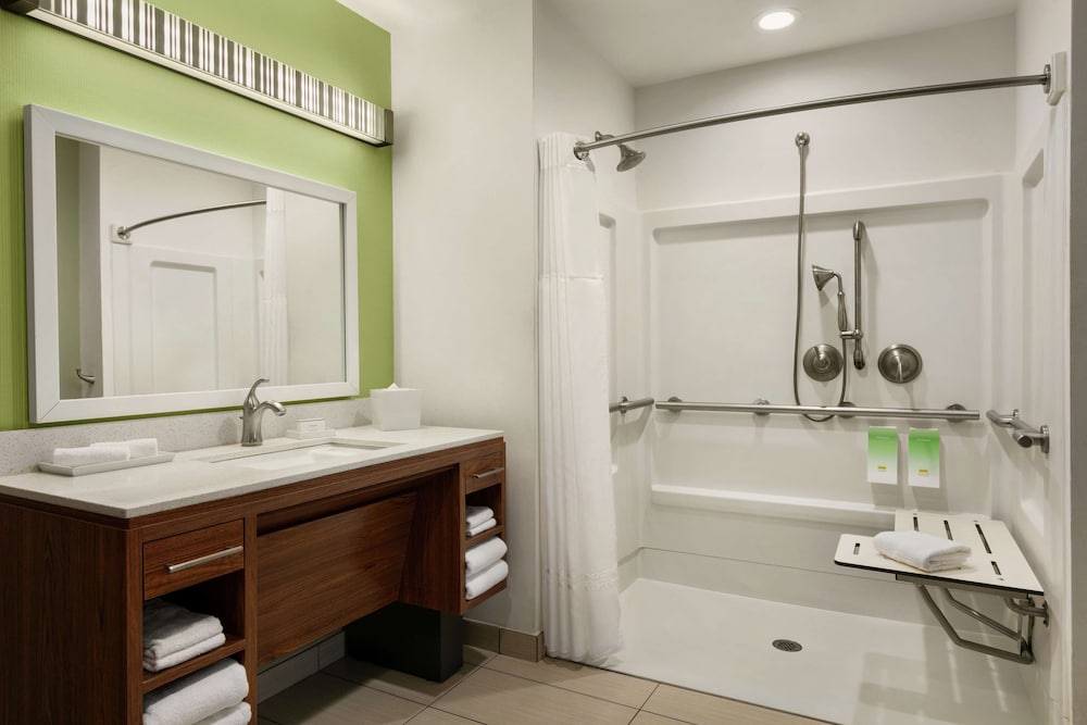 Home2 Suites by Hilton NY Long Island City Manhattan View - photo 31
