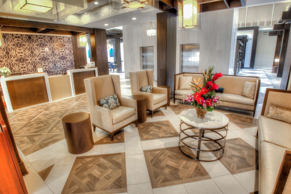 Doubletree Suites by Hilton at The Battery Atlanta - photo 11