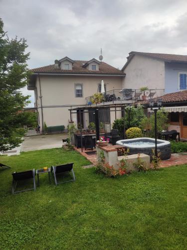 Casa Lilly — 4-Star Luxury Hotel in San Paolo Solbrito, Italy