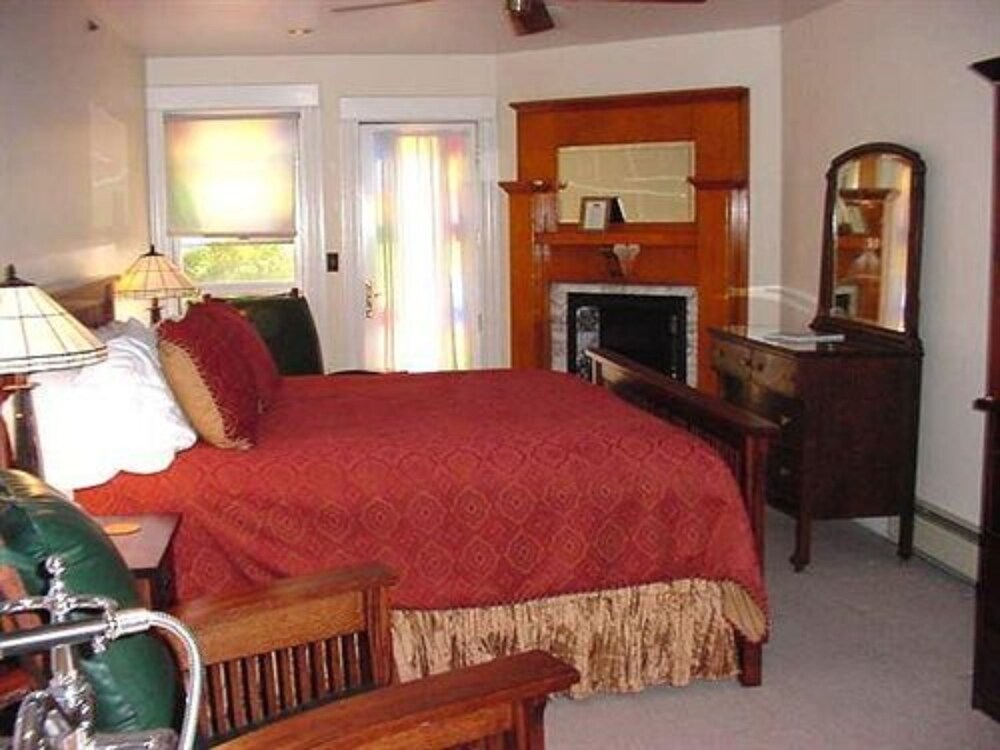 Alps Boulder Canyon Inn - photo 16