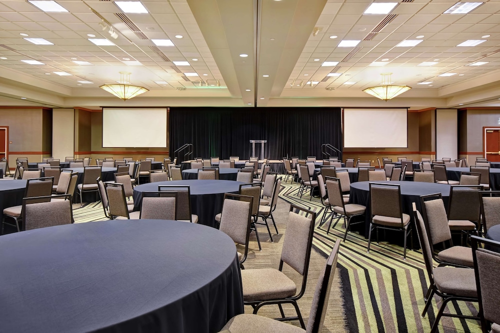 Embassy Suites Little Rock - photo 91