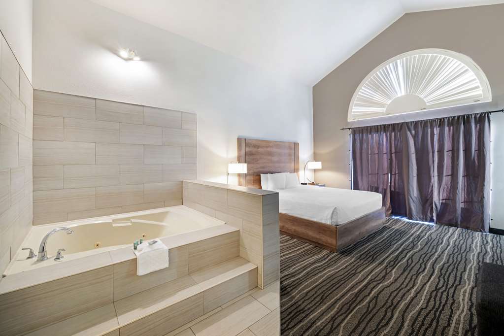 Best Western Posada Royale Hotel & Suites - photo 32