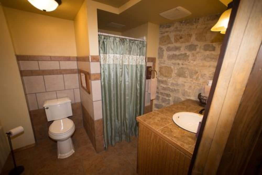 Stone Mill Hotel & Suites - photo 85