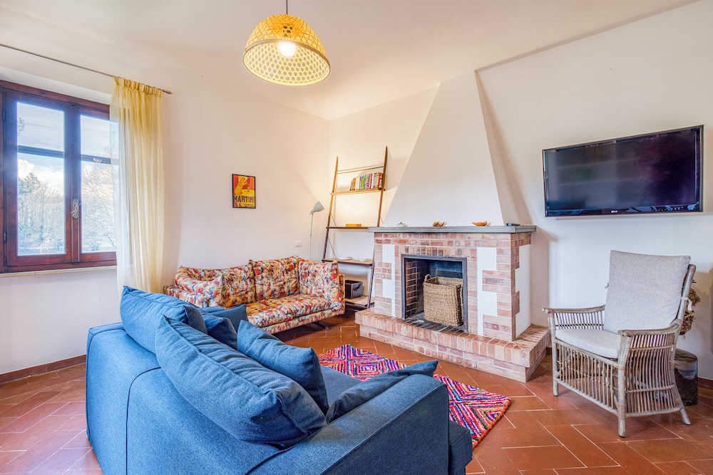 Quercia 1 Relax in Tuscany — 4-Star Luxury Hotel in Montaione, Italy