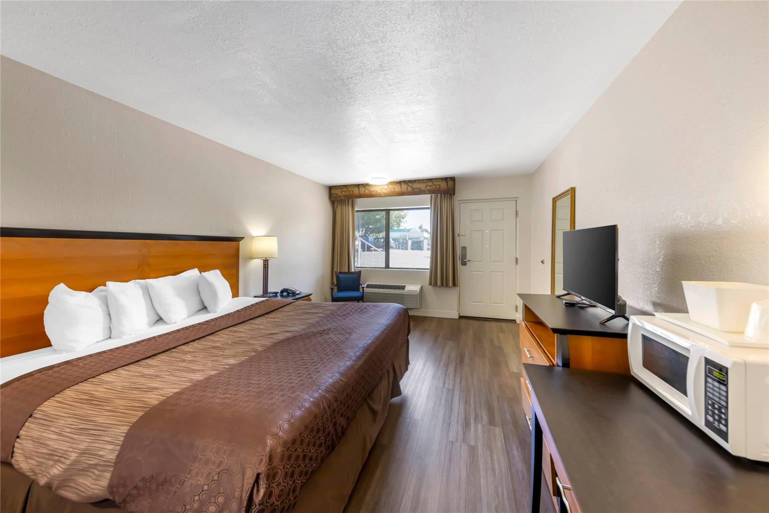 Rodeway Inn at Nevada State Capitol - photo 23