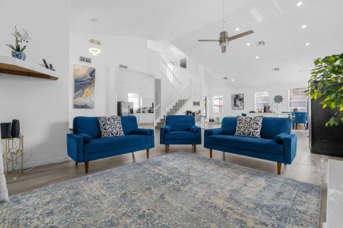 Beautiful 5BR 4 baths Themed home near Disney and Universal Private Pool Gameroom baby Crib and more — 4-Star Luxury Hotel in Kissimmee, United States