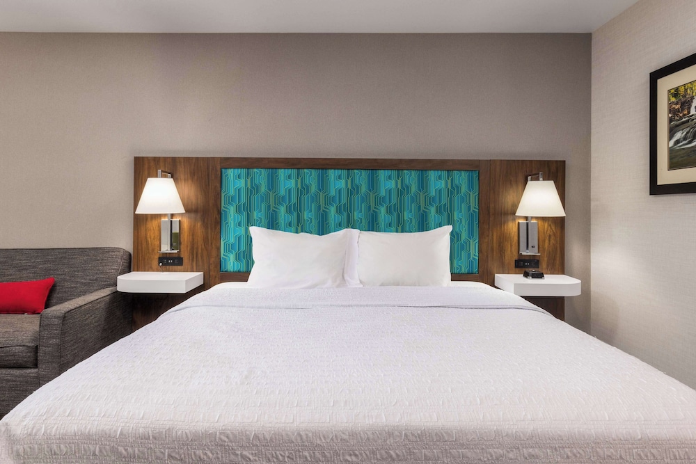 Hampton Inn Kalispell - photo 23