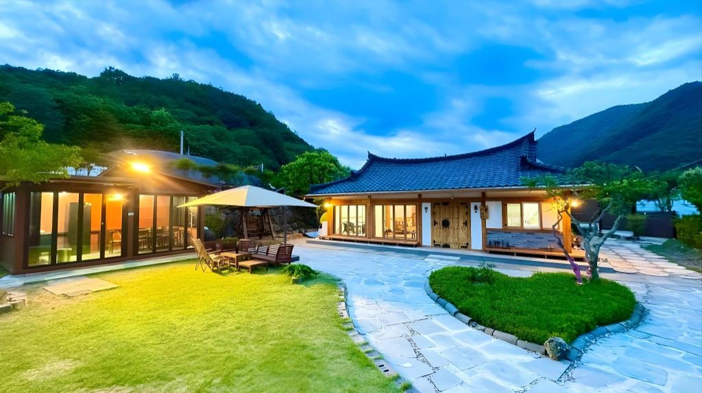 Suncheon Sumiyeonga Hanok Private House — 4-Star Luxury Hotel in Suncheon, South Korea