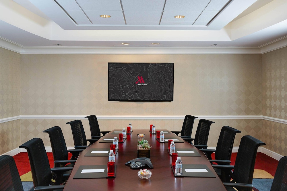 Atlanta Marriott Suites Midtown - photo 33