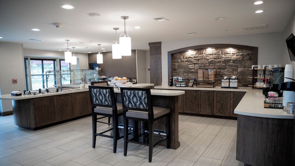 Staybridge Suites Auburn Hills by IHG - photo 22
