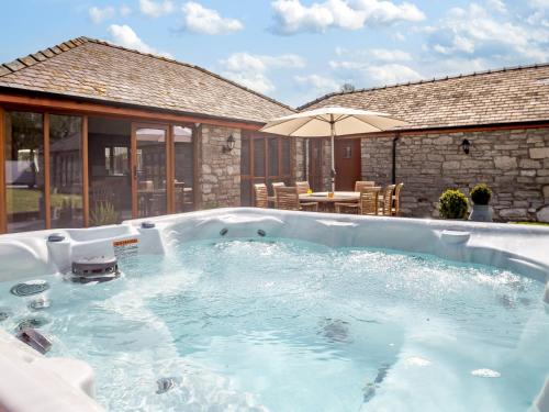 4 Bed in Ruthin 91098 in Ruthin, United Kingdom