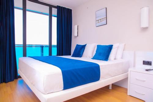 Chic Coastal Escape Aparthotel Overlooking Batumi's Shores