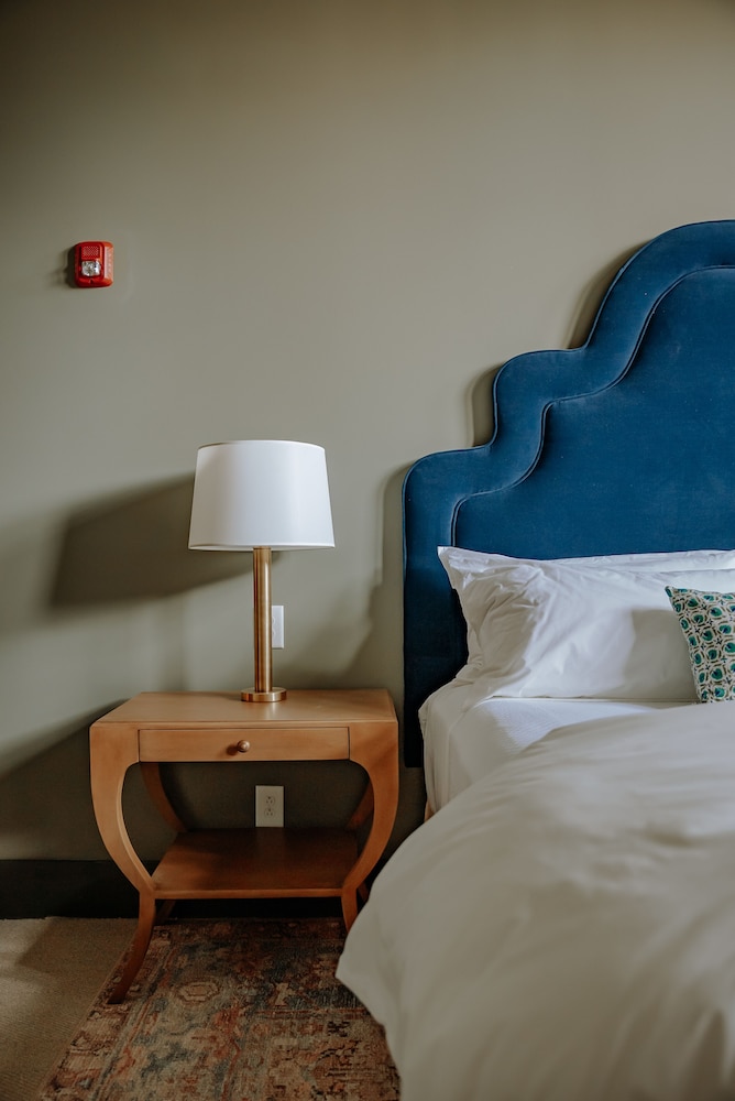 The Woodward Hotel - photo 13