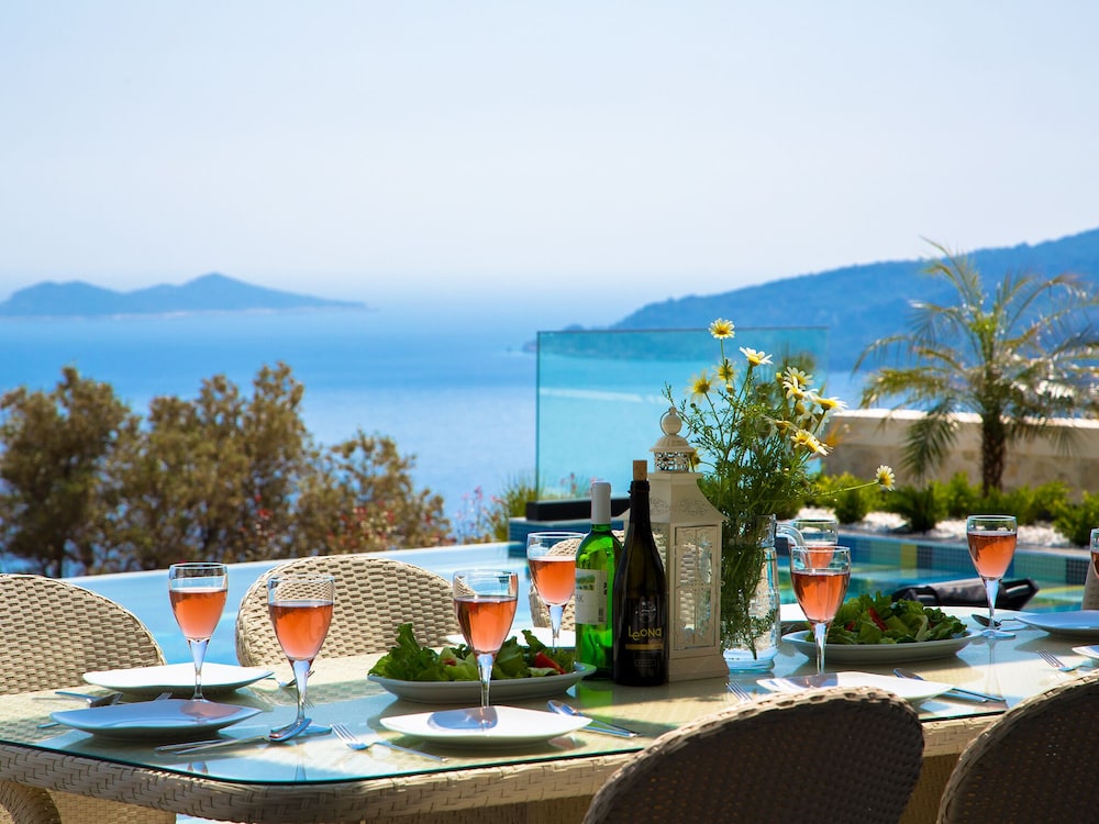 Villa Vogue by Akdenizvillam — 4-Star Luxury Hotel in Kas, Turkey