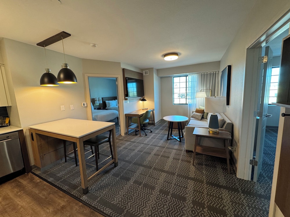 Staybridge Suites Sacramento Woodland - photo 16