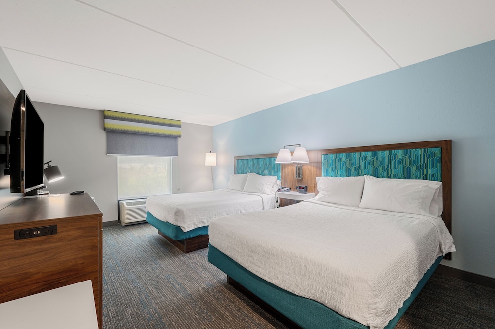 Hampton Inn Front Royal - photo 21